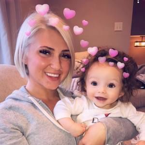 Meet your Posher, Lori